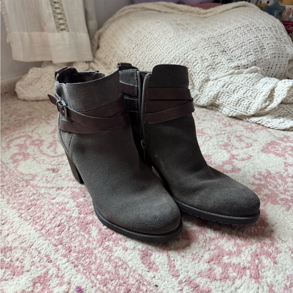 Sam Edelman Shoes - sam edelman gray/brown booties